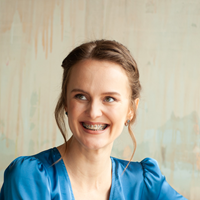 Sprzątaczka, Klara , Варшава