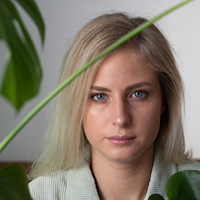 Pola , няня, Варшава